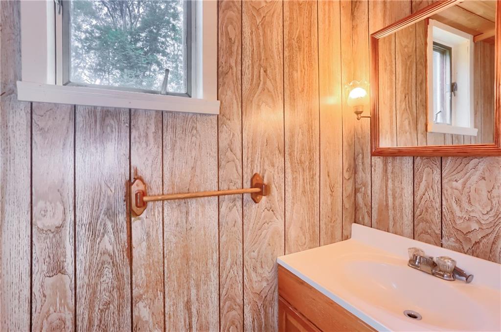 106 Colonial Way Aliquippa, PA 15001 - Photo 32 of 50