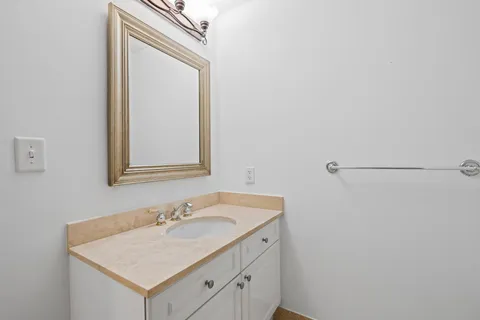 $975,000 | Undisclosed Address, Fort Lauderdale, FL 33316