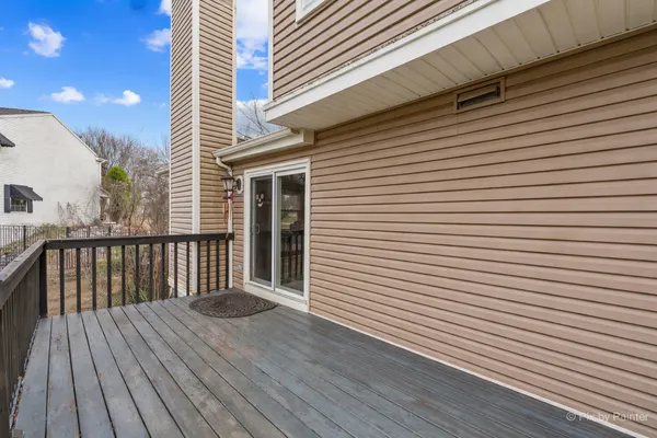 $499,900 | 515 Surrey Ridge Drive, Cary, IL 60013