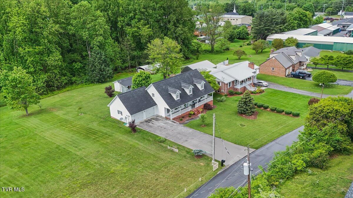138 Clay Little Road Elizabethton, TN 37643 - Photo 8 of 73 71-DJI_20230828123901_0495_D