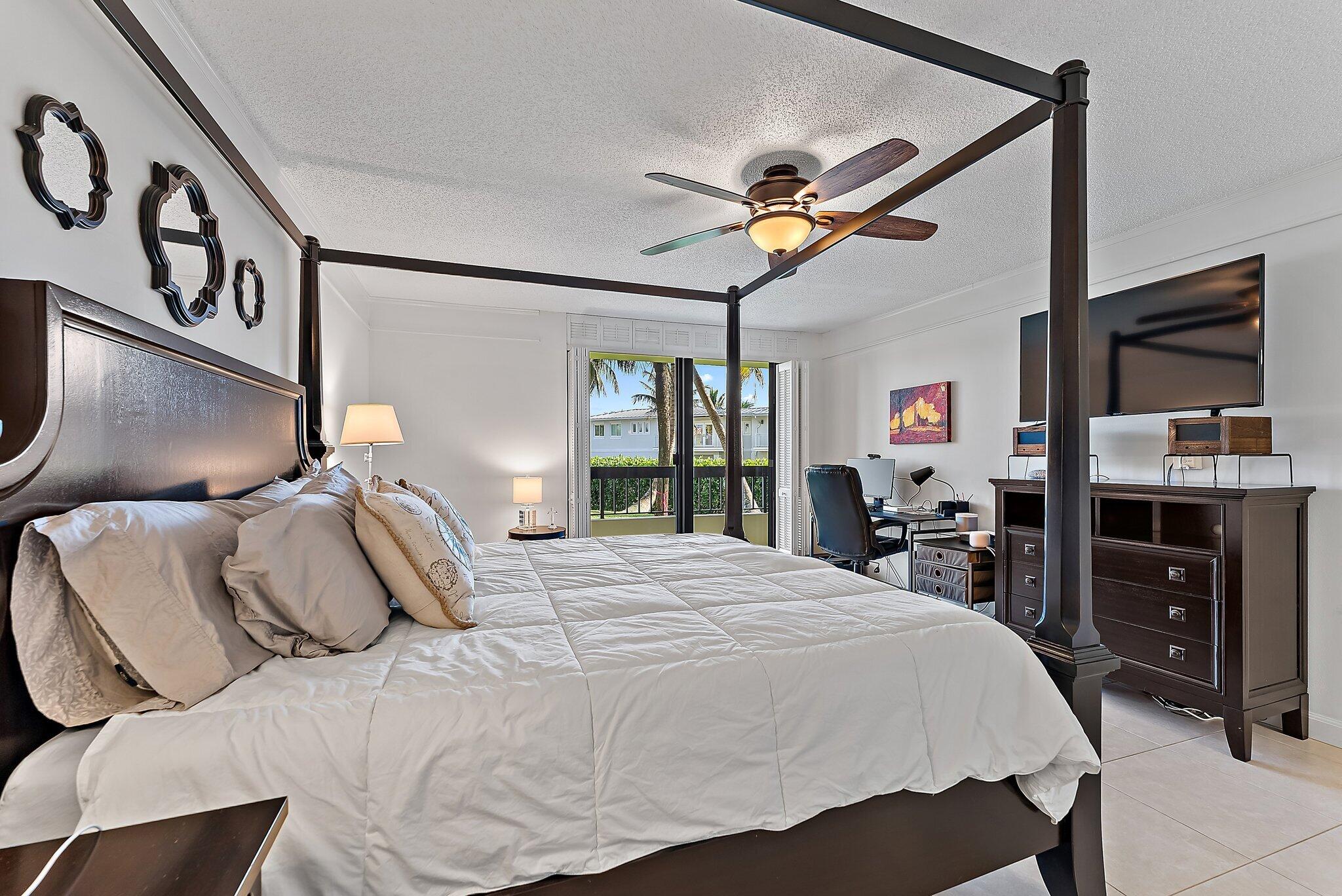 50 Beach 103 Road Tequesta, FL 33469 - Photo 28 of 73 027-50BeachRd-103-Jupiter-SMALL
