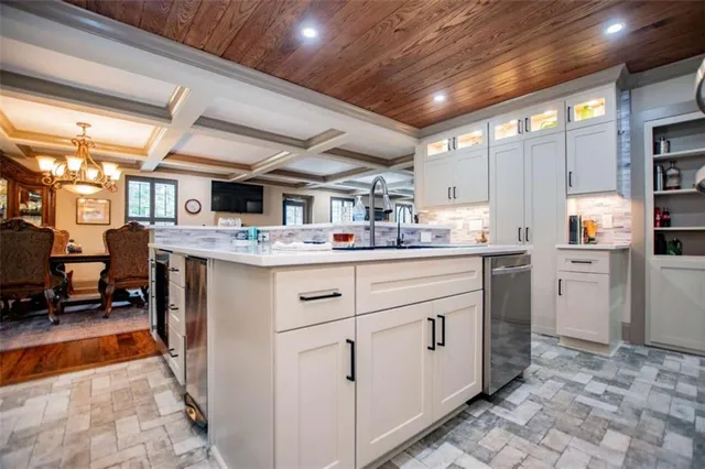 $899,900 | 2070 Lovvorn Road, Carrollton, GA 30117