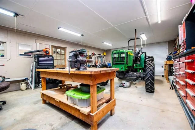 $899,900 | 2070 Lovvorn Road, Carrollton, GA 30117