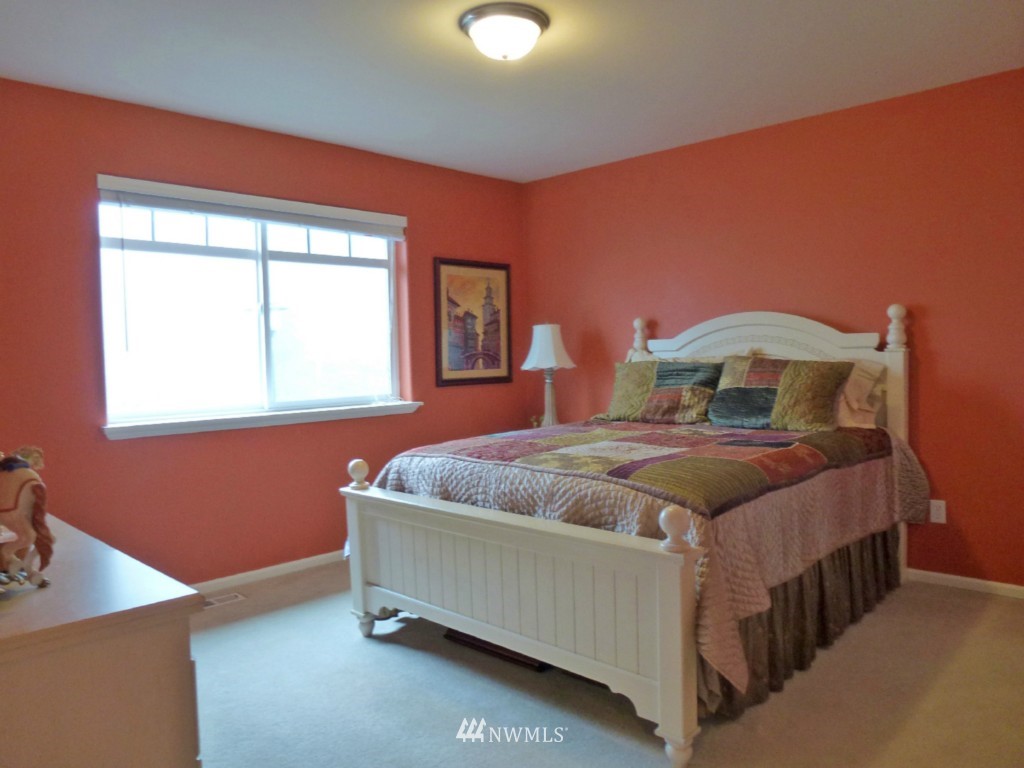 16637 Southeast 168th Terrace Renton, WA 98058 - Photo 12 of 15