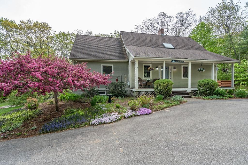 92 Pointe Trinity Strafford, NH 03884 - Photo 3 of 38