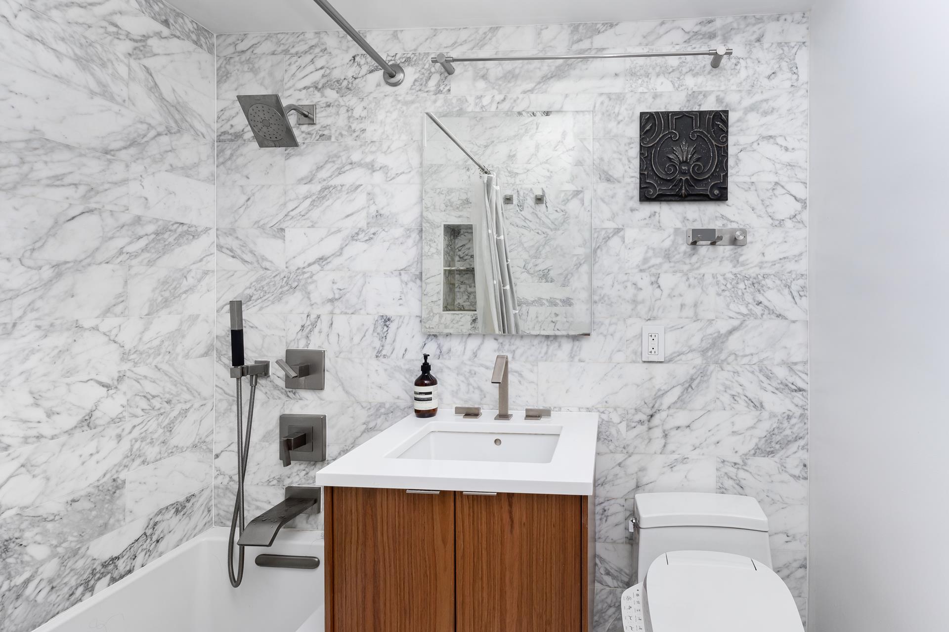 345 West 58th Street, Unit 6SS Manhattan, NY 10019 - Photo 4 of 17