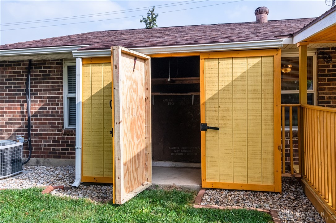 6060 Shull Road Dayton, OH 45424 - Photo 21 of 25 Gallery Image 21