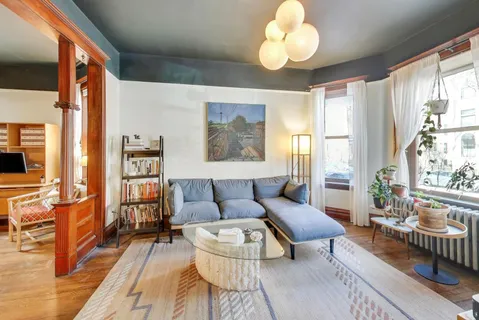 $750,000 | 2519 West Iowa Street, Chicago, IL 60622