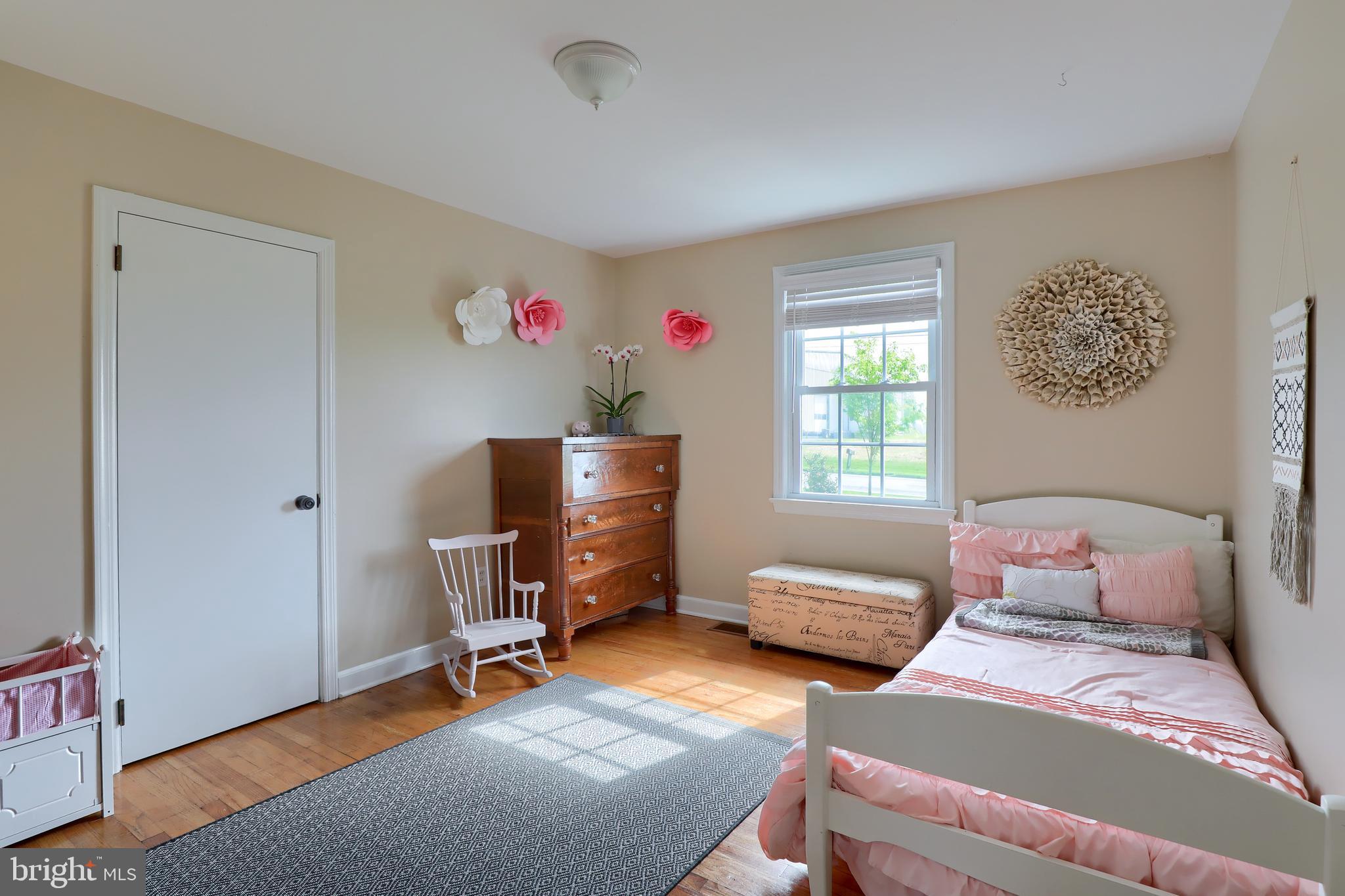 1913 Mine Road Paradise, PA 17562 - Photo 25 of 53 a bedroom with a workspace