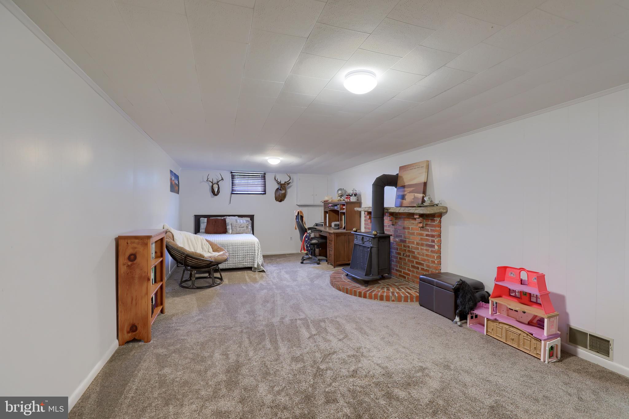 1913 Mine Road Paradise, PA 17562 - Photo 30 of 53 a bed room with furniture and gym equipment