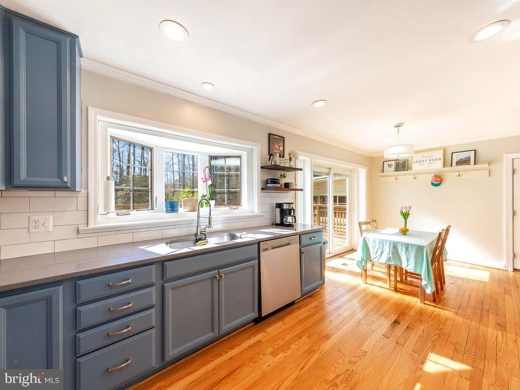 18323 Sharon Road Triangle, VA 22172 - Photo 6 of 26 Gallery Image 6