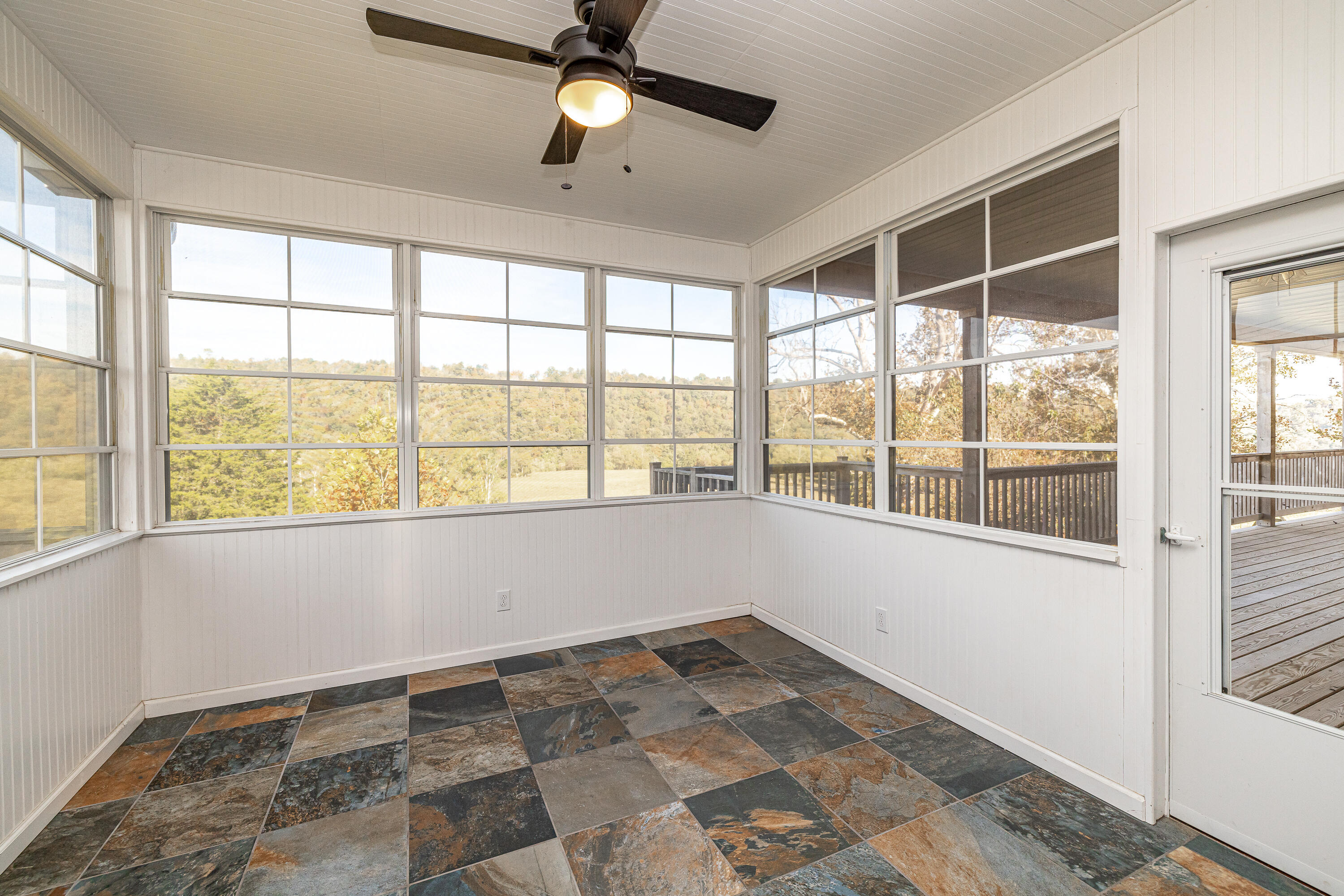 2816 Steele Branch Road Frankfort, KY 40601 - Photo 31 of 92 5