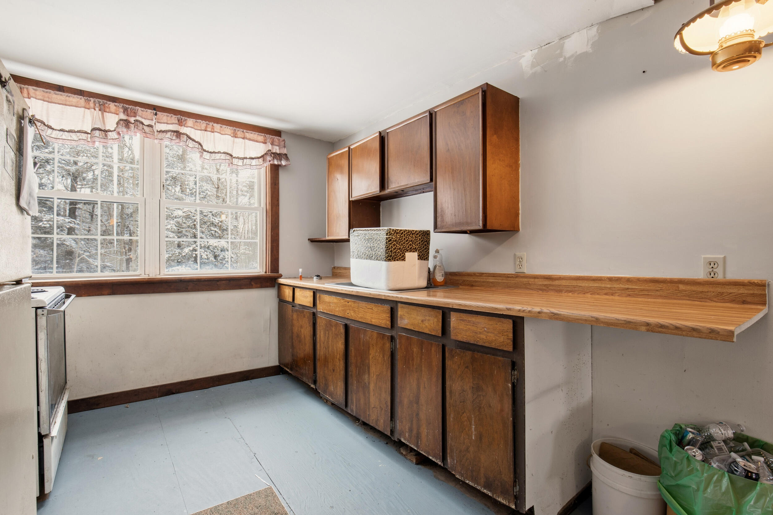 4 Lebanon Road Saco, ME 04072 - Photo 8 of 29 4 lebanon rd, saco, me 04072, usa_11