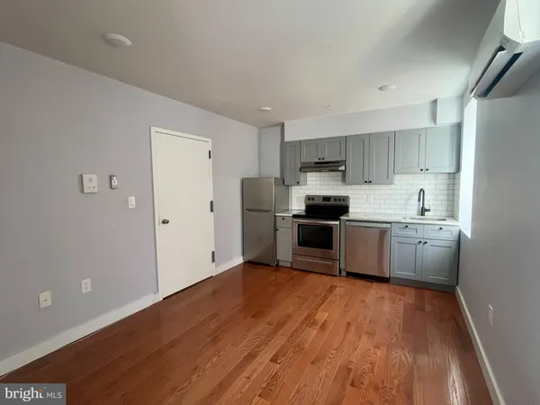 $1,375 | 4508 Walnut Street, Unit 303, Philadelphia, PA 19139