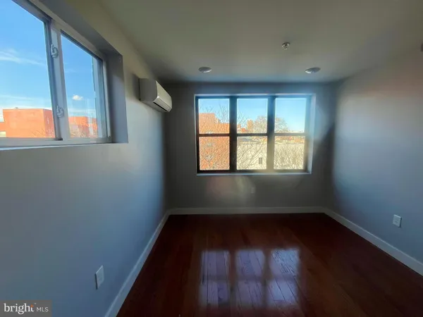 $1,375 | 4508 Walnut Street, Unit 303, Philadelphia, PA 19139