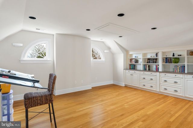 $3,075,000 | 8 North Acton Place, Annapolis, MD 21401