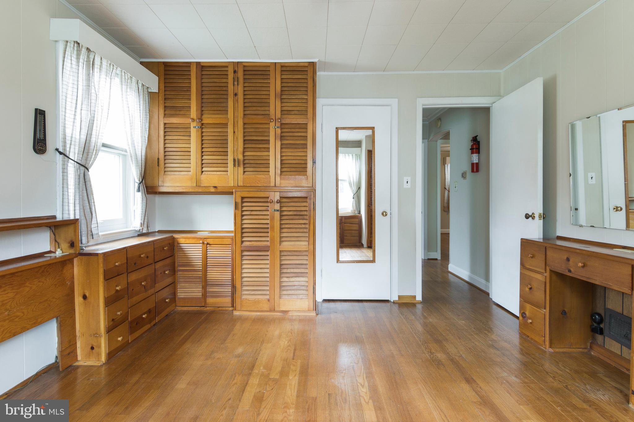 409 Waveland Road Baltimore, MD 21228 - Photo 25 of 38