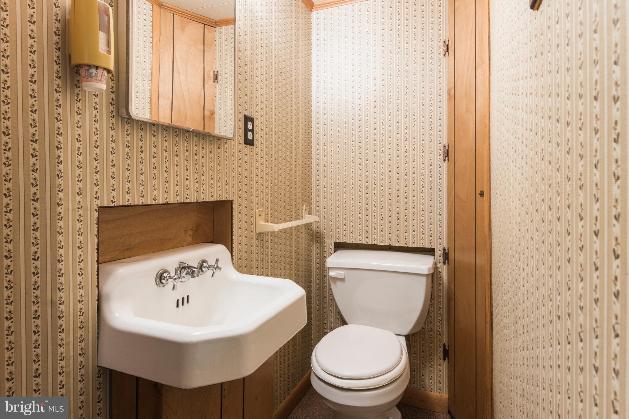 409 Waveland Road Baltimore, MD 21228 - Photo 33 of 38 Half bath in lower level