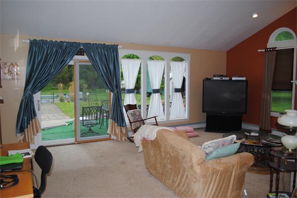 537 Main Street Hanover, MA 02339 - Photo 6 of 10 Gallery Image 6