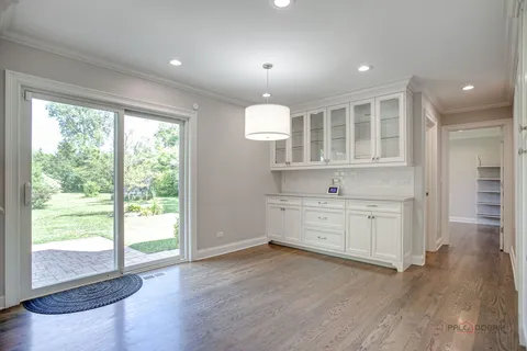 $1,350,000 | 125 North Ridge Road, Lake Forest, IL 60045