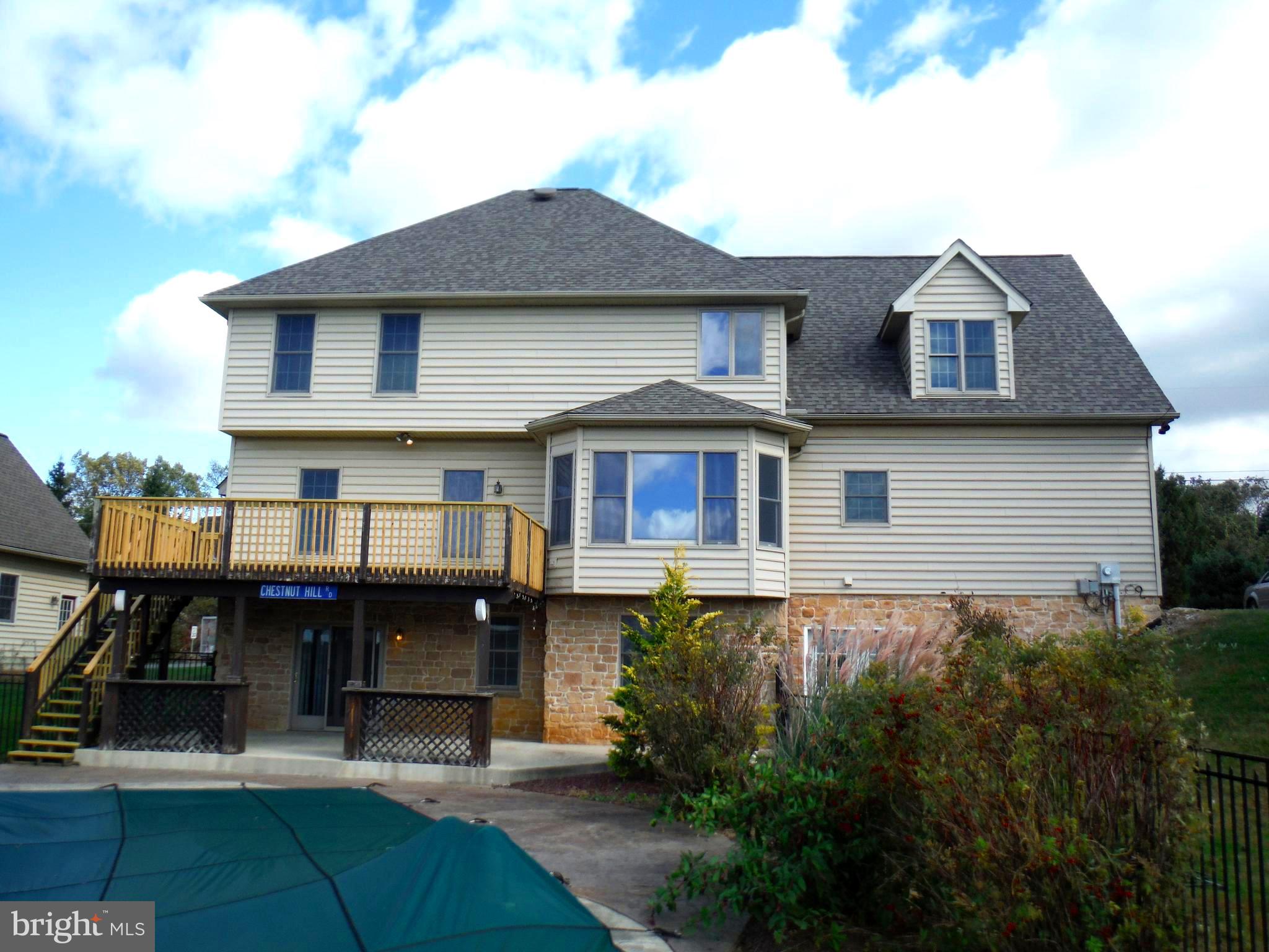 623 Chestnut Hill Road York, PA 17402 - Photo 3 of 54 Gallery Image 3