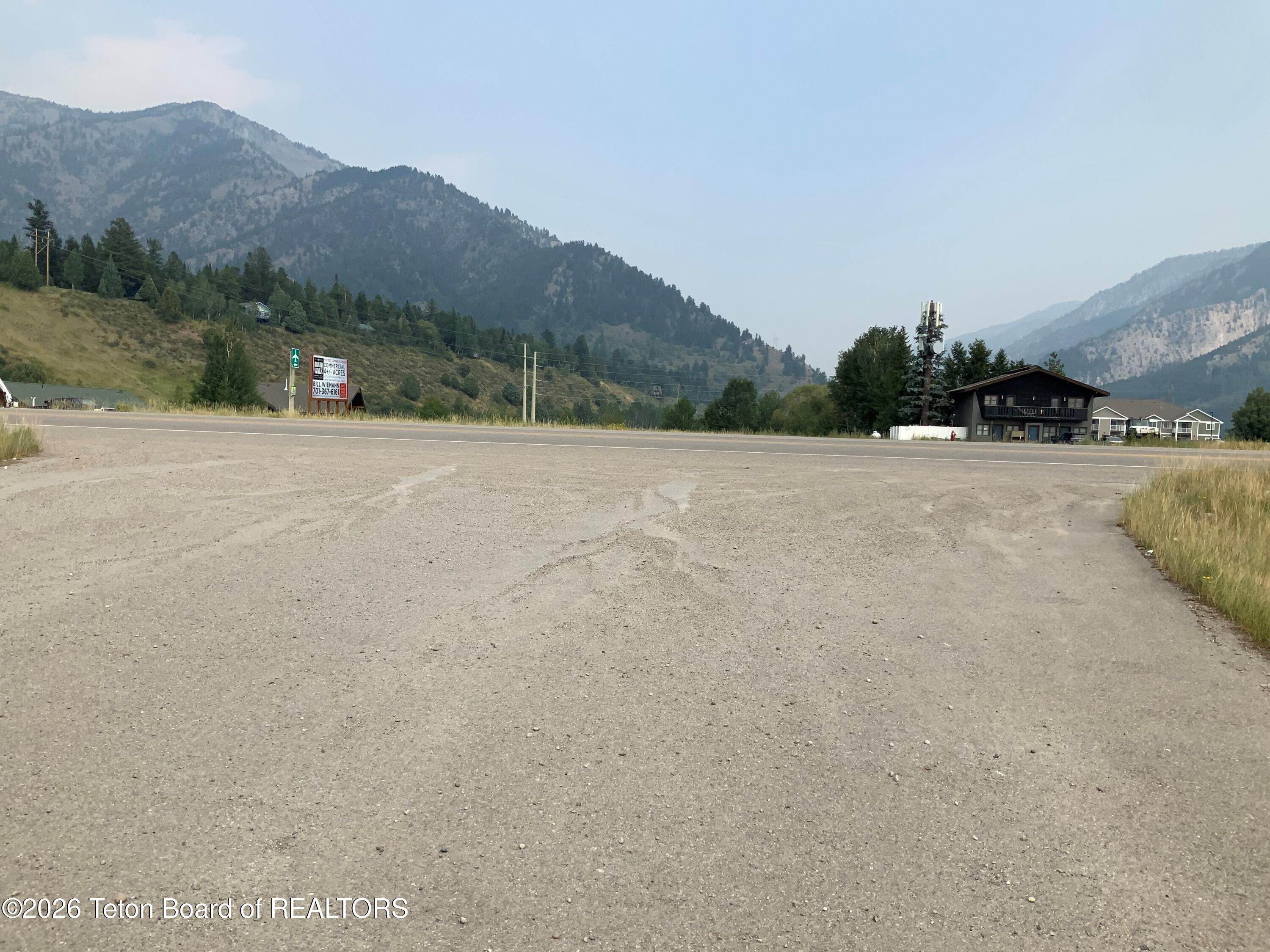 115 Sagebrush Lane Alpine, WY 83128 - Photo 3 of 7 C2