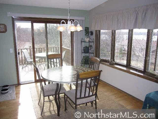520 Lake Summit Court Shoreview, MN 55126 - Photo 4 of 10
