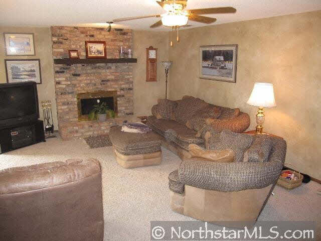 520 Lake Summit Court Shoreview, MN 55126 - Photo 7 of 10