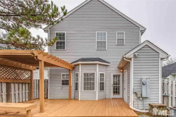 $1,925 | 121 Danesway Drive, Holly Springs, NC 27540