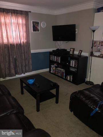 8214 Longpoint Road Baltimore, MD 21222 - Photo 4 of 10 Living Room