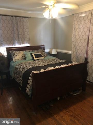 8214 Longpoint Road Baltimore, MD 21222 - Photo 6 of 10 Bedroom (Master)