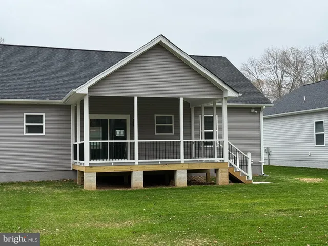 $339,000 | 209 Holly Way, Colonial Beach, VA 22443