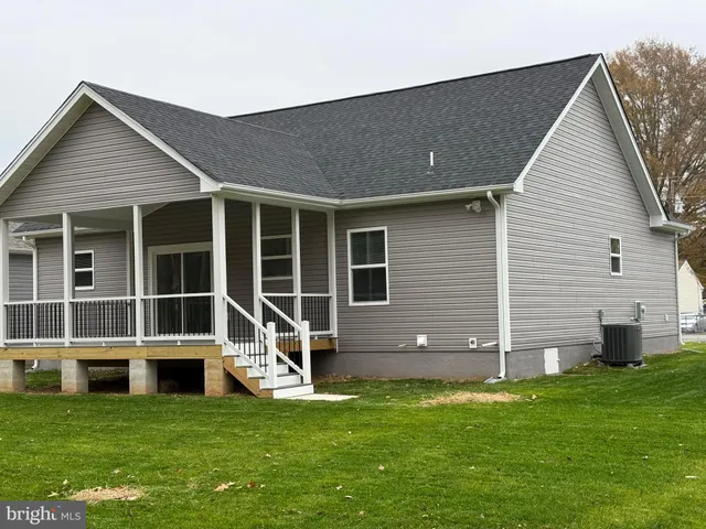 $339,000 | 209 Holly Way, Colonial Beach, VA 22443