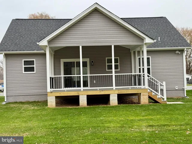 $339,000 | 209 Holly Way, Colonial Beach, VA 22443