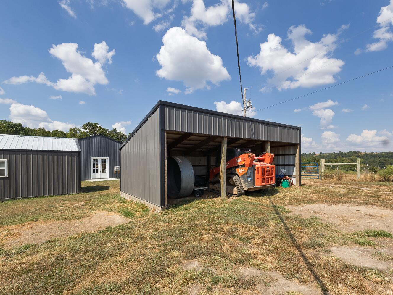 7 Route Ava, MO 65608 - Photo 76 of 111 Tractor Shed