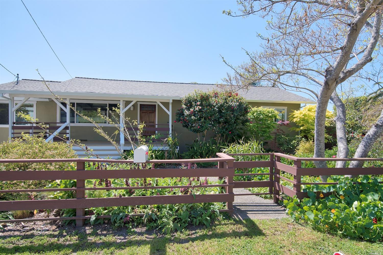 113 Mabry Way San Rafael, CA 94903 - Photo 1 of 1 113 Mabry Way in San Rafael welcomes you home!