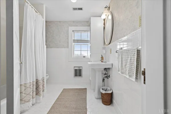 $1,197,500 | 4059 Lowry Road, Goode, VA 24556