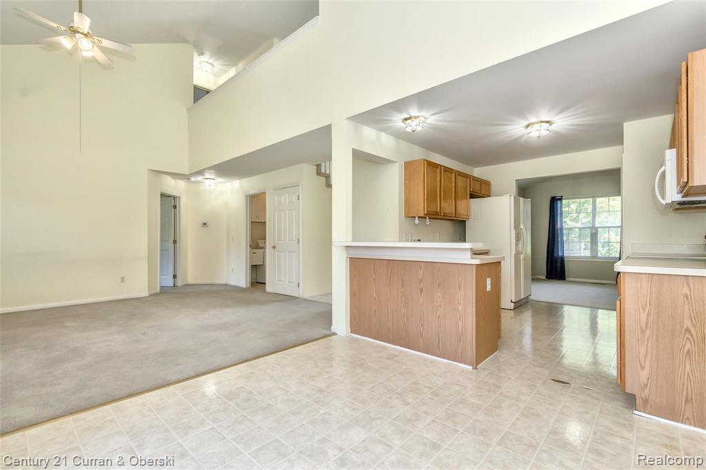 9721 Stark Road Livonia, MI 48150 - Photo 10 of 44