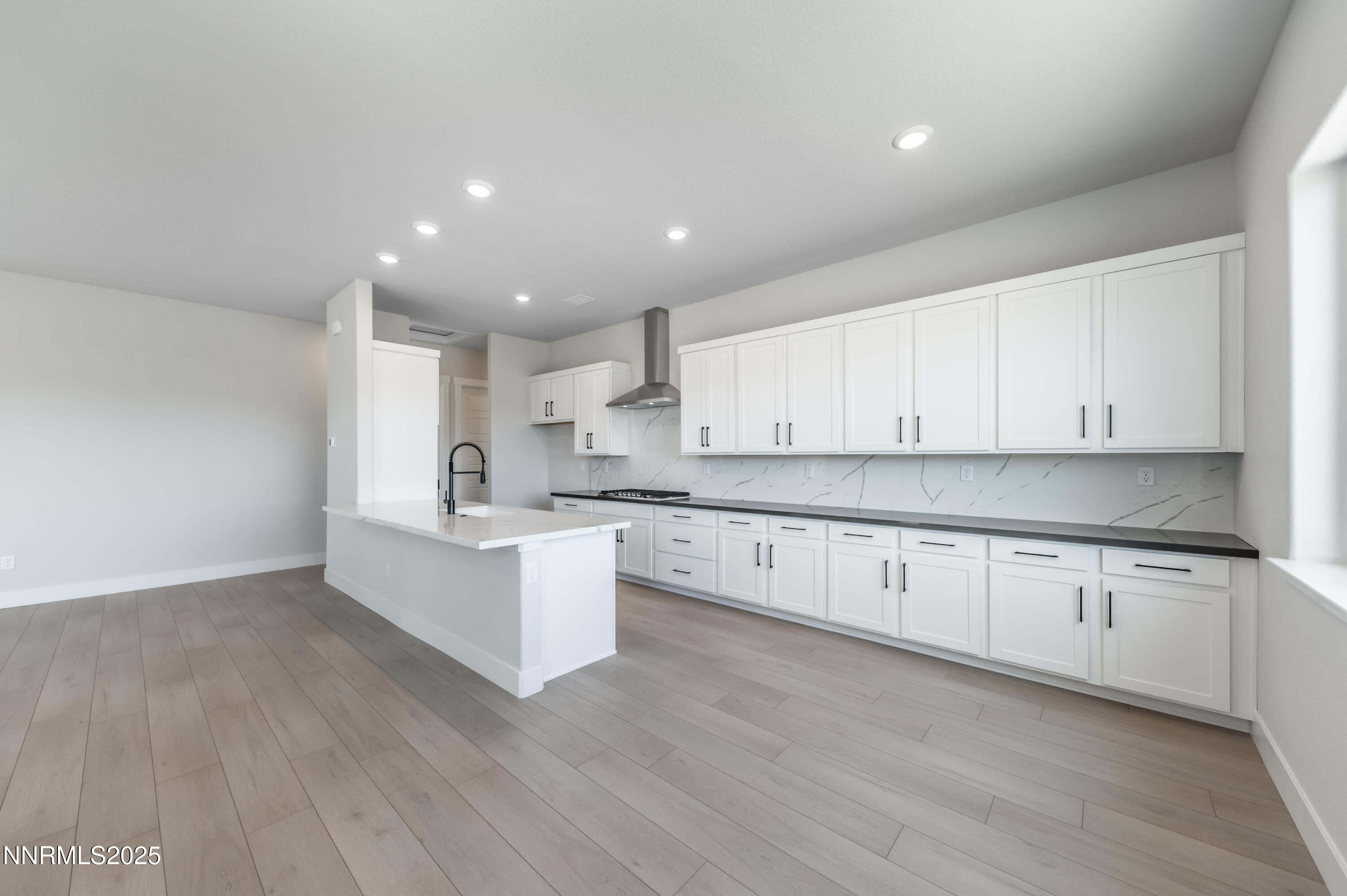 1357 Silver View Circle Sparks, NV 89436 - Photo 12 of 44 S-1031