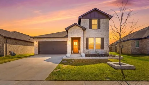 $349,900 | 110 Drovers Drive, Cleburne, TX 76031