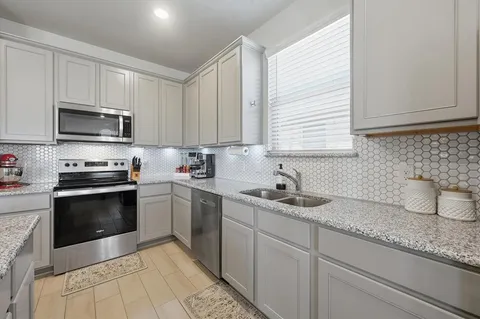 $349,900 | 110 Drovers Drive, Cleburne, TX 76031