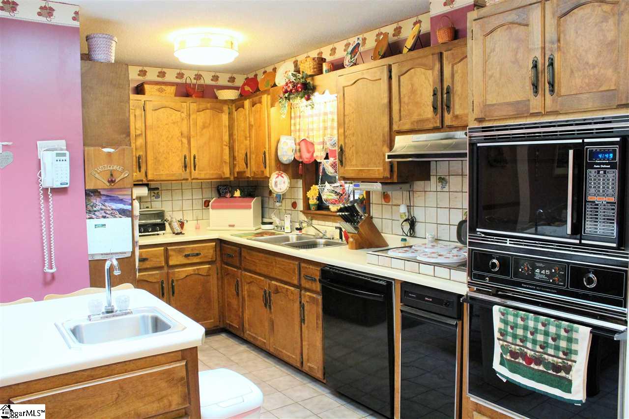 2352 Cooks Bridge Road Fountain Inn, SC 29644 - Photo 15 of 30
