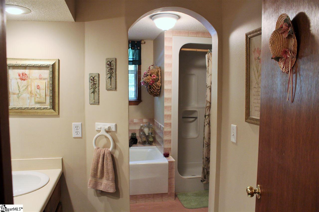 2352 Cooks Bridge Road Fountain Inn, SC 29644 - Photo 21 of 30
