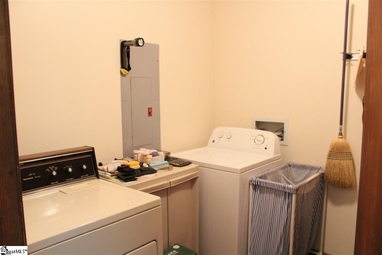 2352 Cooks Bridge Road Fountain Inn, SC 29644 - Photo 26 of 30