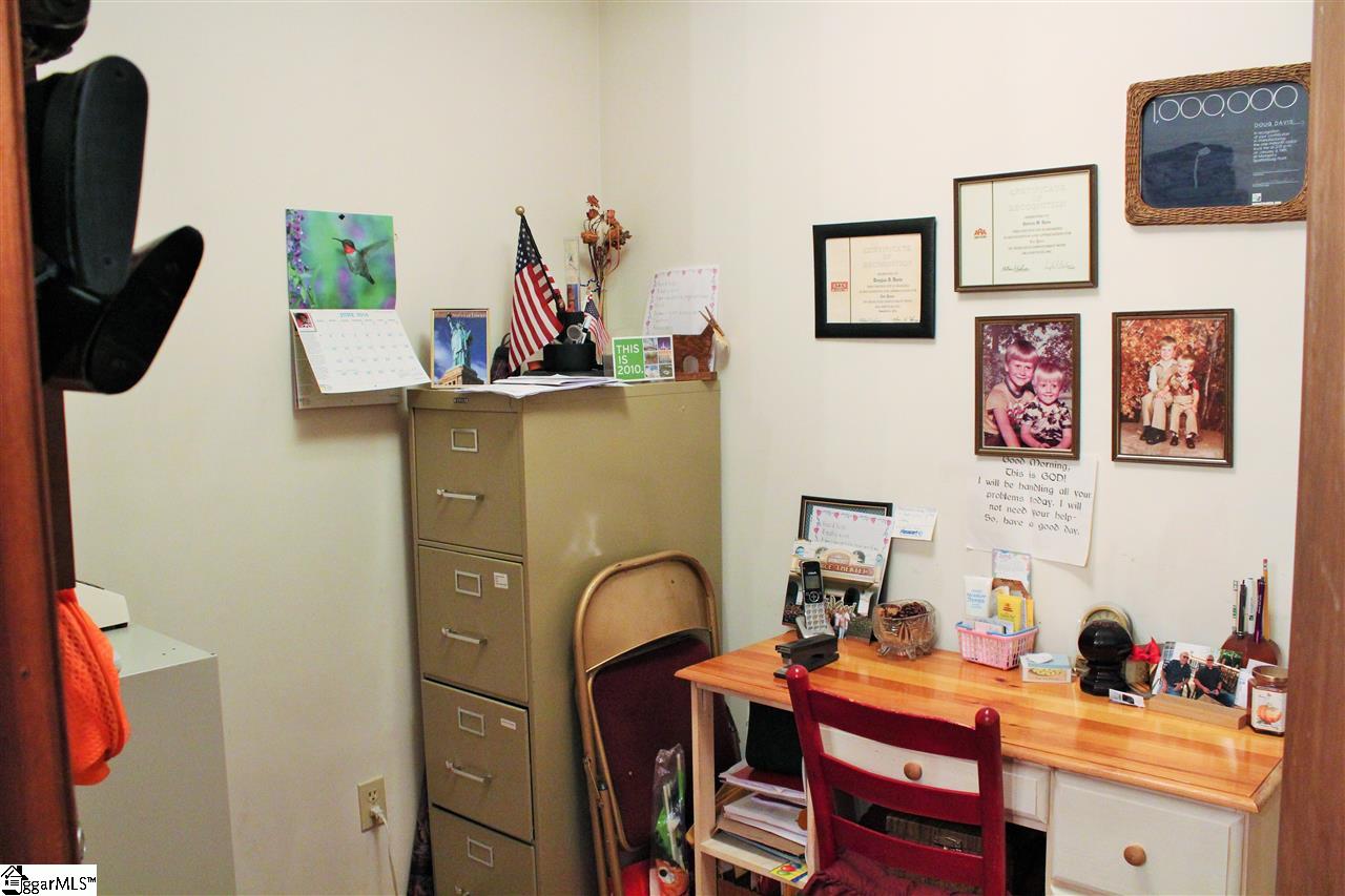 2352 Cooks Bridge Road Fountain Inn, SC 29644 - Photo 28 of 30