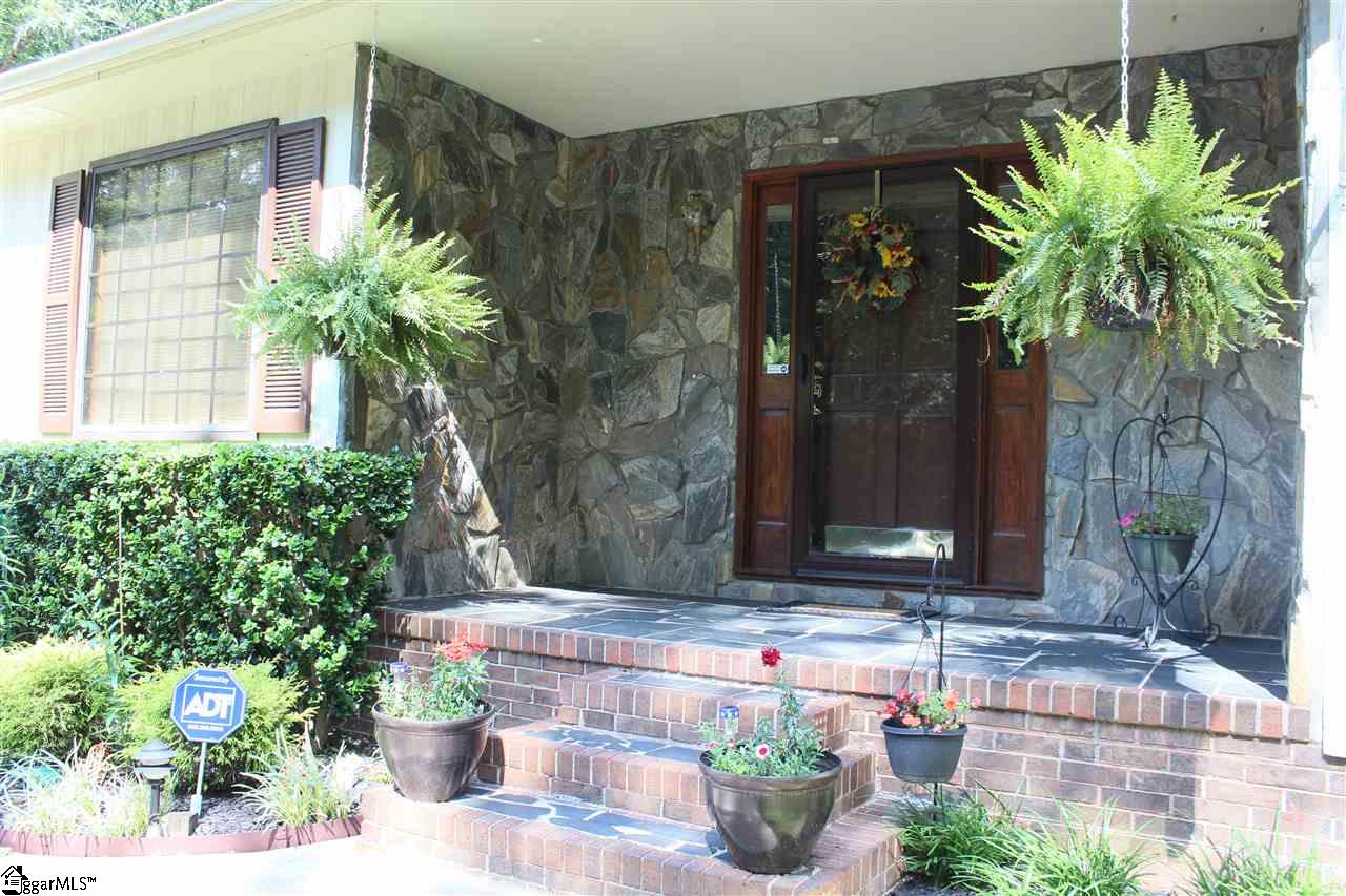 2352 Cooks Bridge Road Fountain Inn, SC 29644 - Photo 5 of 30