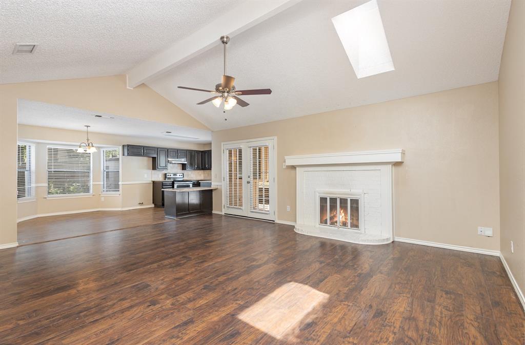 4416 Rising Sun Court Arlington, TX 76017 - Photo 2 of 21