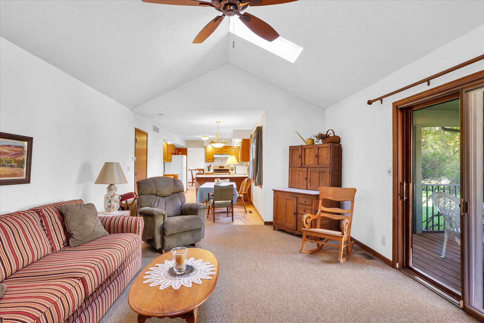 2011 O Donnell Drive Champaign, IL 61821 - Photo 21 of 43 a living room with furniture and a large window