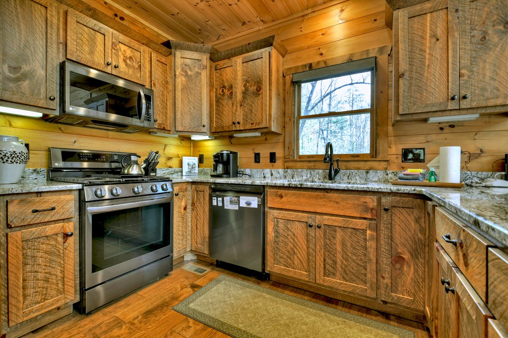 857 Harrison And Ada Road Blue Ridge, GA 30513 - Photo 23 of 55