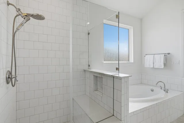 $660,000 | 192 Crimson Sky Court, Dripping Springs, TX 78620